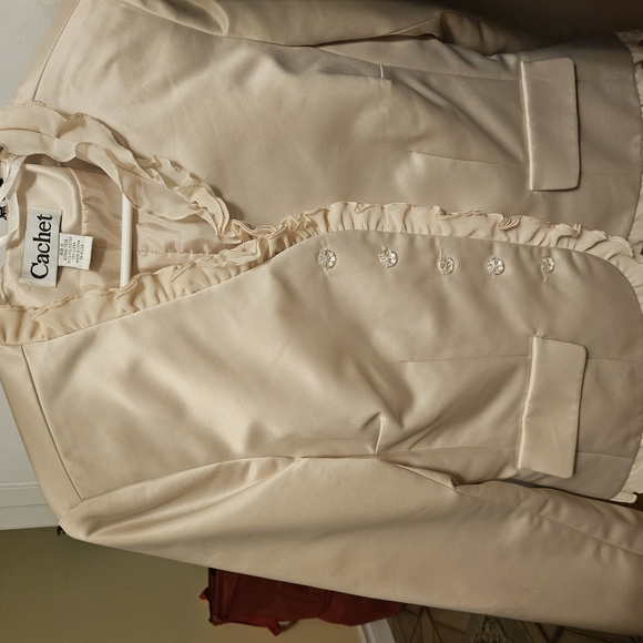 Cachet Cream Ruffled Blazer - Picture 1 of 3